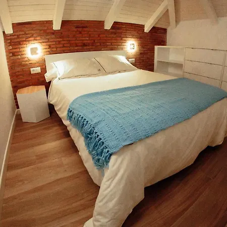 Plaza De Espana 6 아파트